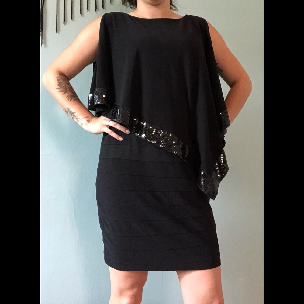 ADRIANNA PAPELL Black Sequence Shawl Dress